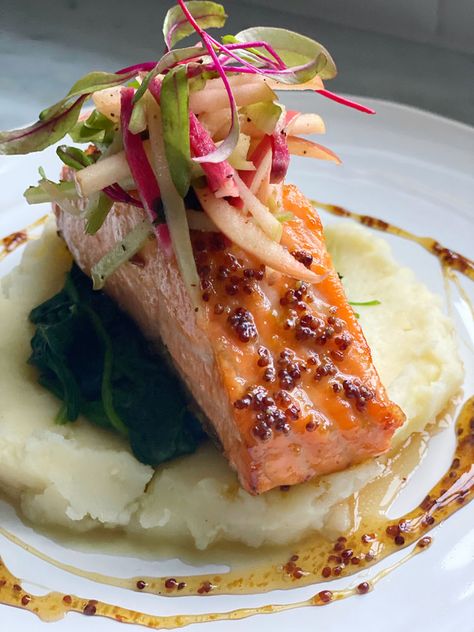 Winter Salmon Recipes, Gourmet Fish Recipes, Maple Mustard Salmon, Celery Salad, Mustard Salmon, Maple Mustard, Seafood Entrees, Crunchy Salad, Fine Dining Recipes