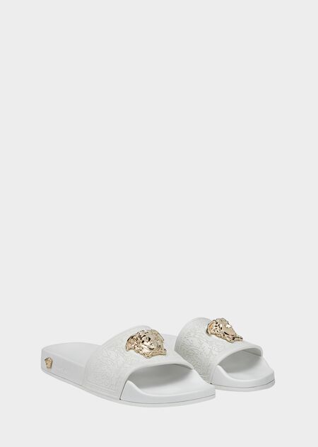 White Flat Sandals, Versace Slides, Versace Sandals, Shoes Fashion Photography, Shoe Room, Versace Shoes, Medusa Head, Heel Mules, Women Shoes Flats Sandals