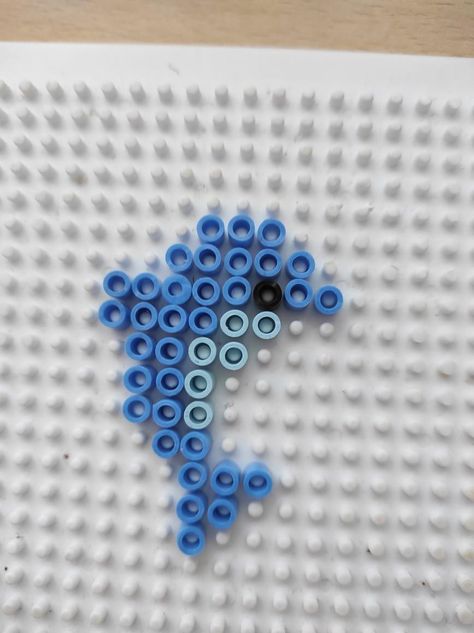 Bead Art Ideas Cute, Ironing Bead Ideas, Summer Hama Beads, Grimace Perler Beads, Aqua Bead Designs, Puller Beads Ideas, Melting Beads Patterns Easy, Melt Bead Ideas, Easy Fuse Bead Patterns