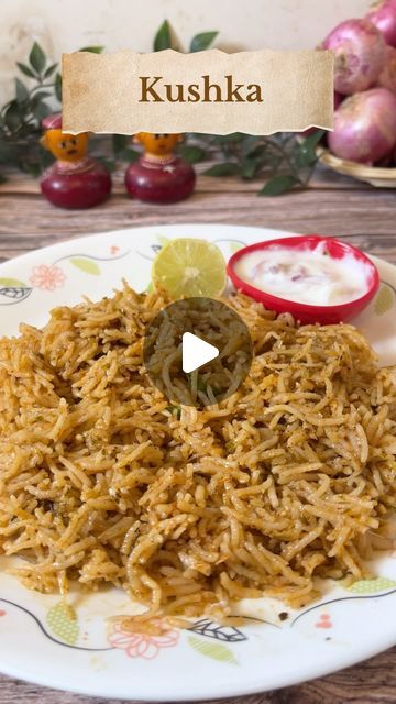 Kakka Mukka 07 on Instagram: "Hellooo Bachelors.... this is for youuuu try this super easy very delicious KUSHKA 😋  Ingredients : Oil : 1 tbsp Ghee 1 tbsp Elachi :2 Star anise : 1 Cinnamon : 1 1/2 inch Mace Ginger 1 1/2 inch Garlic 8 pods Tomato 1 Onion medium size 1 Green chillies 3/4 Pudina : handful Coriander : handful Curd 1/2 cup Red chilli powder : 1tsp Salt Water 1 : 1 1/2 cups  . . . #biryani#kushka#spicyfood#easylunchboxrecipes#lunchbox#easyrecipes#reels#trendingreels#instagramreels#foodie#kakkamukka07#" Hebbar's Kitchen, Red Chilli Powder, Star Anise, Red Chilli, Chilli Powder, Cooking Videos, Biryani, Ghee, 2 Cups