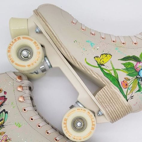 KOKO ART on Instagram: "Hand painted skates 🦋 Contact us for info and commissions 🧑‍🎨 . . . . . . . #handpainted #butterflies #flowers #heart #springvibes #fineart #leatherpaint #art #kokoartlondon #custommade" Leather Paint, Roller Skates, Spring Vibes, Roller Skating, Painted Shoes, Skate Shoes, Cute Crafts, Paint Designs, Wearable Art