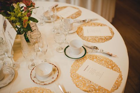 Carina Skrobecki photography - gold doily placemat Wedding Table Placement, Wedding Placemats, Wedding Table Menus, Gold Reception, Doily Wedding, Diy Placemats, Gold Bridal Showers, 3d Origami, Wedding Table Decorations