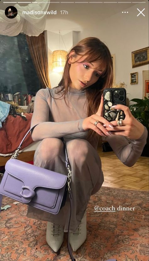 Lilac Bag Outfit Ideas, Purple Bag Outfit Ideas, Lilac Bag Outfit, Ginger Curtain Bangs, Purple Bag Outfit, Purple Bags Outfit, Modelling Poses, Spice Up Your Instagram, Red Hair Girl