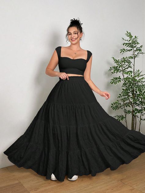 SHEIN EZwear Plus Size Women Black Big Swing Hem Long SkirtI discovered amazing products on SHEIN.com, come check them out! Langer Rock, Printed Wide Leg Pants, Skirt Long, African Design Dresses, Plus Size Skirts, African Design, Casual Skirt, Boho Women, Tiered Skirt