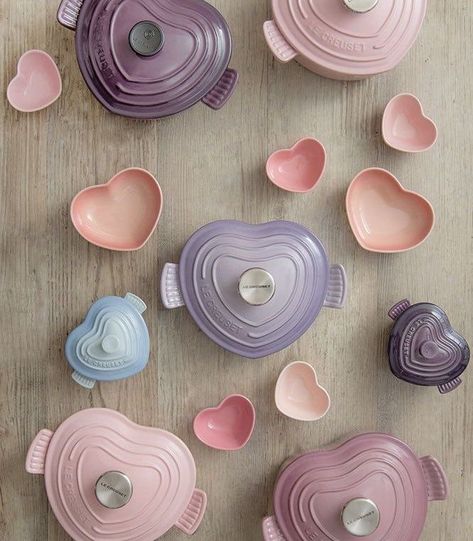 Interiors and Co on Twitter: "Le Creuset heart shaped collection https://t.co/i6xcpxvAgY" / Twitter Le Creuset Heart, Pastel Kitchen, Home Journal, Pink Kitchen, Enameled Cast Iron, Cute Kitchen, Le Creuset, Pretty House, Dream House Decor