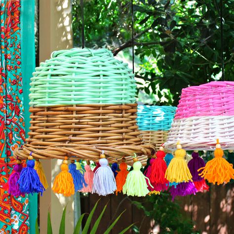 Diy Colorful Chandelier, Basket Lamps Hanging, Diy Basket Lamp, Diy Boho Hanging Light, Diy Hanging Lamp Shade Ideas, Boho Hanging Lights, Unique Gift Basket Ideas, Diy Hanging Lamp, Mark Montano