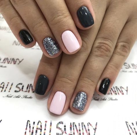 Cute Birthday Nails Short Simple, Gel Dip Nails Powder, Nailboo Dip Ideas, January Dip Nails, Cute January Nails, Acrylic Nail Art Ideas, Dip Nail Designs, Latest Nail Art Designs, Latest Nail Art