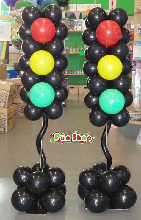 Traffic Light Balloon Design on Table Stand N$ 100.00 per Traffic Light Last Updated 08.10.2020 Traffic Light Design, Traffic Light Party, Happy Birthday Sparkle, Retirement Party Themes, 30 Balloons, Balloon Designs, 50 Balloons, Light Party, Balloon Weights