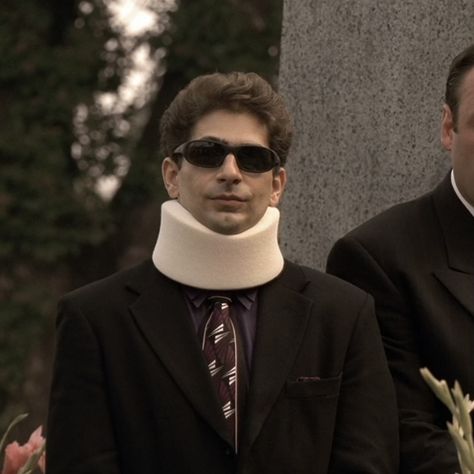 The Sopranos Pfp, Christopher Moltisanti Icon, Christopher Sopranos, Sopranos Aesthetic, Christopher Moltisanti, Kaptan Jack Sparrow, Tony Soprano, The Sopranos, Film Tv