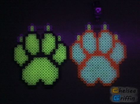 Glow In The Dark Perler Bead Ideas, Pixel Bead Art, Light Template, Pixel Beads, Perler Ideas, Hamma Beads, Mirror Hangers, Diy Perler Bead Crafts, Hama Bead