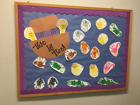 Noah Ark Bulletin Board Ideas, Preschool Noah’s Ark Craft, Noah Arch Craft, Noah's Ark Bulletin Board, Noahs Ark Animal Craft, Waddlers Activities, Noah’s Ark Toddler Crafts, Noah's Ark Bulletin Board Ideas, Noahs Ark Bulliten Boards