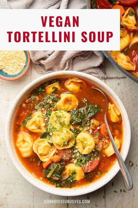 This vegan tortellini soup is made with juicy tomatoes, spinach, and tender vegan tortellini in a garlicy broth. It's delicious, easy to make, and satisfying enough to make a meal of! Vegan Tortellini Recipes, Vegan Tortellini Soup, Vegan Tortellini, Best Vegan Chili, Vegan Tortilla Soup, Vegan Ravioli, Spinach Tortellini Soup, Low Calorie Vegetables, Tomato Tortellini Soup