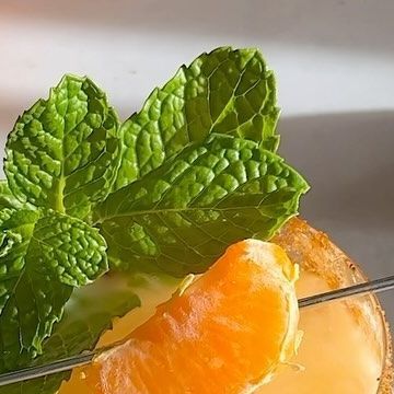 Kelly Pettit on Instagram: "Mandarin Cream Margarita 🍊☁️ a real dream of a cocktail 1 1/2 oz tequila 4-5 mandarin slices 1 oz coconut milk 3/4 oz lime juice 1/2 oz Cointreau 1/2 oz agave Method: add mandarin slices and lime juice to a cocktail shaker and muddle. Add in the rest of the ingredients, add ice, and shake for 7 seconds. Rim a glass with agave and coconut sugar. Double strain the cocktail into the glass over ice. Garnish with fresh mint and a mandarin wedge. Enjoy! #cocktail #cocktails #cocktailidea #cocktailideas #cocktailrecipe #cocktailrecipes #cocktailgram #cocktailtime #cocktailoftheday #margarita #tequila" Crazy Cocktails, Margarita Tequila, Alcoholic Treats, Yummy Cocktails, Mommy Juice, Boozy Drinks, 7 Seconds, Italian Dinner, Alcohol Drink Recipes