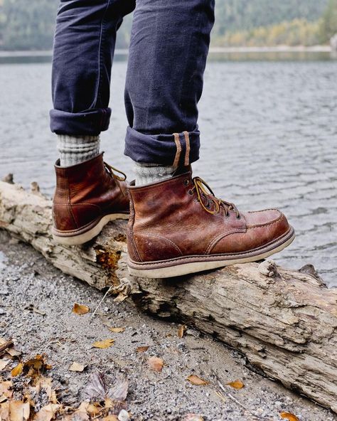 Bean Boots Outfit, Red Wing 1907, Red Wing Style, Red Wing Heritage Boots, Mens Hiking, Womens Red Shoes, Moc Toe Boots, Red Wing Boots, Mens Hiking Boots