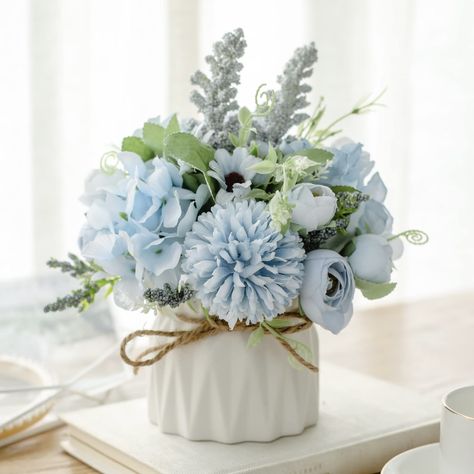 Simple baby shower centerpieces