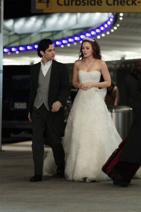 Dan Gossip Girl, Blair And Dan, Gossip Girl Season 5, Blair Waldorf Gossip Girl, Dan Humphrey, Gossip Girls, Gossip Girl Fashion, Leighton Meester, Girls Series