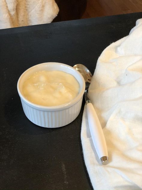 Homemade Vanilla Pudding without Eggs Vanilla Instant Pudding Recipes, Vanilla Pudding Homemade, Pudding Without Eggs, Home Made Vanilla Pudding, Homemade Instant Vanilla Pudding, Desserts Without Eggs, Vanilla Pudding Recipe, Gluten Free Pudding, Snack Pack Pudding