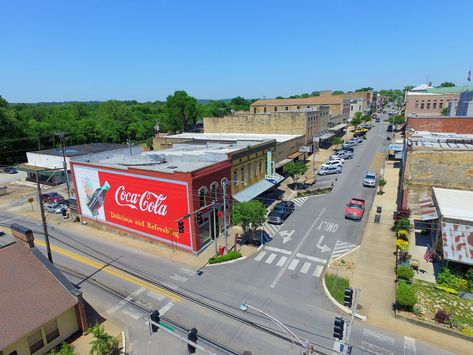 These towns are small in size only! Batesville Arkansas, Thorncrown Chapel, Arkansas Travel, Agricultural Buildings, Spring City, Victorian Buildings, Ozark Mountains, Eureka Springs, Weekend Escape