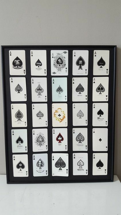 Playing Card Crafts, Game Room Basement, Poker Room, Playing Cards Design, Vintage Playing Cards, Ace Of Spades, Frame Crafts, Shadow Boxes, Displaying Collections