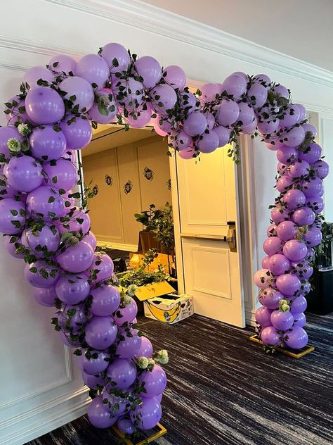 Balloon Artists | First time doing a heart shaped arch and I’m not sure why I was so nervous 🥴 | Facebook Heart Balloon Arch, Work Project, Heart Balloons, Business Photos, Balloon Arch, Strawberry Shortcake, A Heart, Heart Shapes, First Time