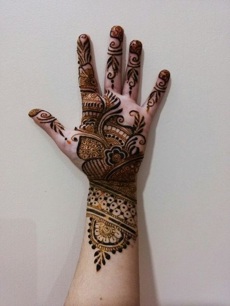 Mehndi design for kids✋👧😘 Mehndi Design For Kids, Henna Designs For Men, Mehndi Designs For Kids, Mehndi Designs Front Hand, Mehndi Simple, Front Hand, Simple Mehndi Designs, Mehndi Design, Hand Henna