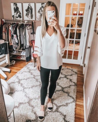 Espadrilles Outfit, Chanel Slides, Chanel Flats, Leggings Outfit, Instagram Outfits, Teacher Outfits, Lululemon Leggings, Amazon Finds, Outfits With Leggings