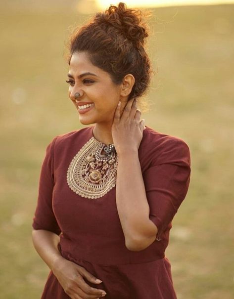 Poornima Indrajith, Talk Show Host, Indian Film, Film Actress, Kerala, Fashion Designer, Talk Show, Actresses, Film