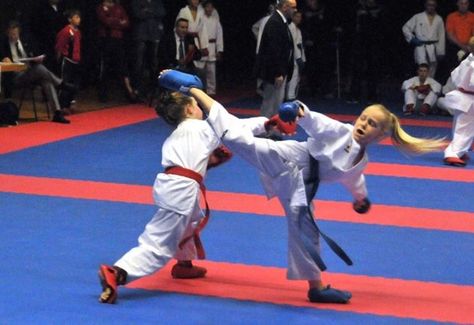 It's not me, just a cool picture I came across! If you like cool kicks, like and share! :) #karate #taekwondo #tkd #martialarts #sparring Karate Inspiration, Eternity Tattoo, Kids Karate, Cool Kicks, Art Models, Martial Arts Girl, Karate Girl, Martial Arts Women, Female Fighter