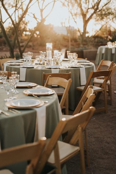 Olive Green Tablecloth Wedding, Olive Green Table Cloth Wedding, Green Table Cloths Wedding, Sage Wedding Tablescape, Elegant Desert Wedding, Desert Botanical Garden Wedding, Green Table Cloth Wedding, Green Wedding Table Settings, Green Wedding Tablescape