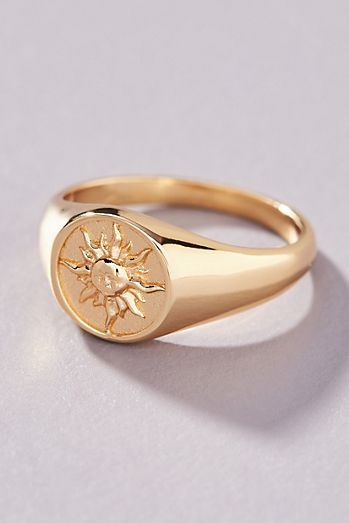 Melanie Auld, Rings Aesthetic, Womens Rings Fashion, Women's Rings, Gold Signet Ring, Ladies Diamond Rings, Women Diamond, Fashion Ring, Delicate Rings