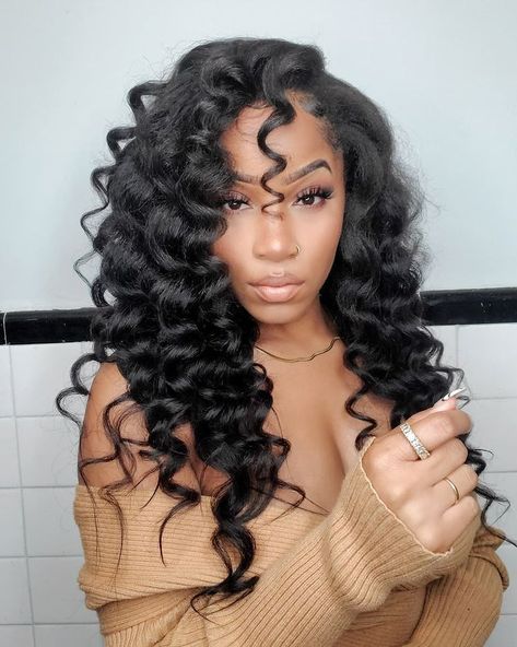 Long African American Hair, Wig Styles For Black Women, Wigs On Amazon, Book Portfolio, Lace Closure Hairstyles, Loose Deep Wave, 13x4 Lace Front Wig, Stylish Hairstyles, Curly Weaves