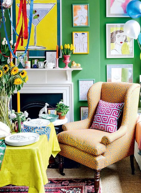 Colorful Rooms, Luke Edward Hall, Edward Hall, Decor Eclectic, Hall Interior Design, Hall Interior, Classic Interior Design, Design Apartment, Sparks Joy