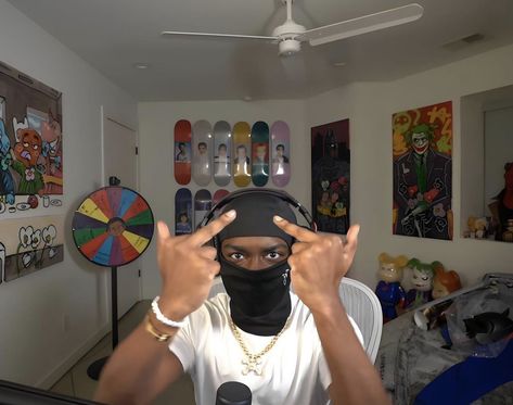 Brucedropemoff Banner, Bruce Drop Em Off Pfp, Brucedropemoff Pfp, Snapchat Logo, Rage Quit, Rapper Style, Gangsta Style, Current Mood Meme, Funny Profile