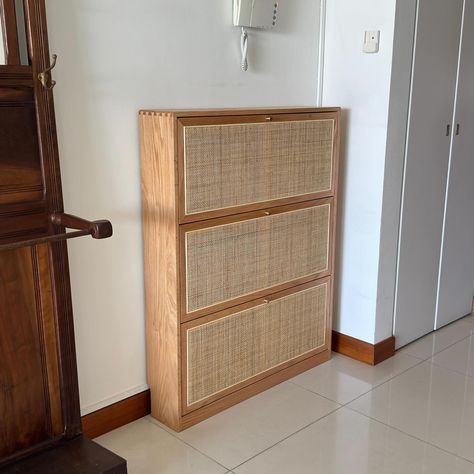 Introducing the perfect blend of style and function for your entryway! 🇸🇬 🔎 Scandinavian Wood Shoe Cabinet with Vine Weave / $399 🔎 View here: lofthome.com/products/scandinavian-wood-shoe-cabinet-vine-weave Transform your shoe chaos into chic order! 🥿👠 #SingaporeStyle #HomeOrganization #ScandinavianDesign #ShoeStorage #SingaporeHomes #InteriorDesignSG #FunctionalFurniture #EntrywayGoals #HomeInspo #SGInteriors #VineWeave #StylishStorage #CompactLiving #LoftHomeFurniture #sglifestyle Cane Shoe Cabinet, Japandi Shoe Cabinet, Entryway Scandinavian, Cane Storage Cabinet, Light Airy Bedroom, Scandinavian Storage, Scandinavian Wood, Leather Bed Frame, Airy Bedroom