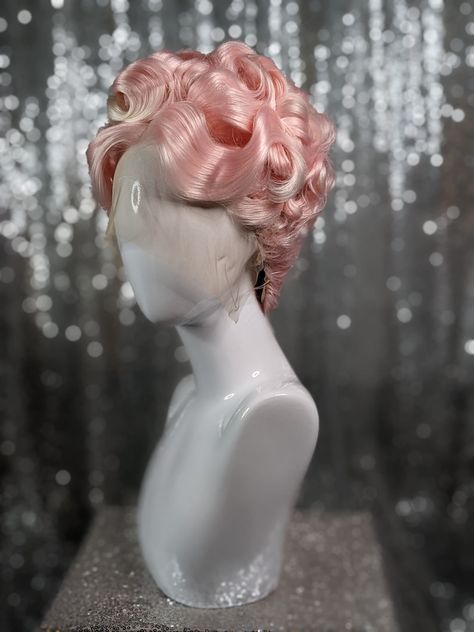 Elegant Wigs, Marilyn Monroe Wig, Colourful Wigs, Updo Wig, Pretty Wigs, Pink Wigs, Drag Wigs, Updo Styles, Pink Wig