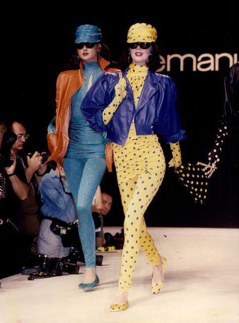 Emmanuel Ungaro, 80s Vintage Fashion, Laura Ashley Fashion, Edgy Woman, 80’s Fashion, Emanuel Ungaro, 1980s Fashion, Runway Show, 80s Fashion