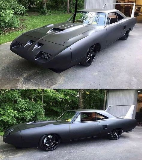 Classic Cars on Instagram: “Rate this Dodge Charger Daytona 1-10!!🔥 Double Tap👆🏼 - Follow @carmotivesociety for more insane car content🤘🏼 - Credits 🎥 repost…” Plymouth Muscle Cars, Dodge Charger Daytona, Hot Rods Cars Muscle, Mopar Muscle Cars, Vintage Muscle Cars, Best Muscle Cars, Custom Muscle Cars, Hot Rods Cars, American Muscle Cars