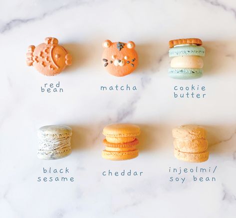 These Korean-Inspired Macarons are Edible Art Japanese Macarons, Korean Macarons, Macaron Ideas, Korean Cafe, Matcha Cookies, Macaron Flavors, Squid Game, Red Beans, Edible Art