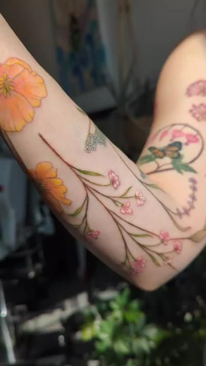 Infinity Tattoo With Feather, Vintage Flower Tattoo, 16 Tattoo, Beautiful Flower Tattoos, Vine Tattoos, Floral Tattoo Sleeve, Flower Tattoo Sleeve, Botanical Tattoo, Knee Tattoo