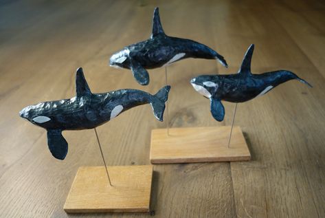 Whale Diorama, Paper Mache Whale, Whales Illustration, Diorama Diy, Whale Crafts, Ocean Projects, Wooden Whale, Folding Origami, Paper Mache Crafts