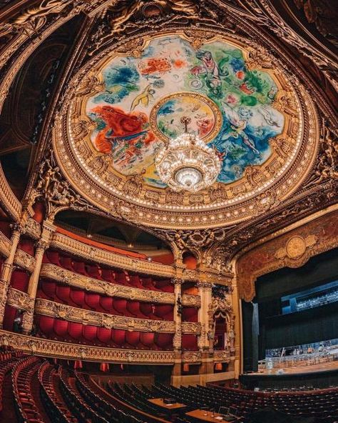 Opera House Architecture, Opera Garnier Paris, Empire Architecture, House In Paris, Charles Garnier, Royal Room, Paris Opera House, Opera Garnier, Church Aesthetic