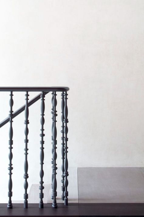 Staircase Spindles, Victorian City, Stair Spindles, Handrail Design, Staircase Handrail, Iron Stair Railing, Victorian Townhouse, Stair Railing Design, Terracotta Floor