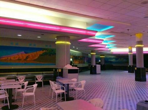 What would you give to shop a mall from the '80s/'90s just for a day?  #mallmonday  #mall #themall #vintagemall #80s #90s #1980s #1990s #eighties #nineties #ilovethe80s #ilovethe90s #80skid #80skids #90skid #90skids #retro #vintage #oldschool #oldskool #nostalgia #rememberwhen #80spastel #80spastels #90spastel #90spastels #pastel #pastels #neon #neonbasement 1990 Style, Abandoned Malls, Dead Malls, Vintage Mall, Happy Black Friday, Nightclub Design, Robert Doisneau, New Retro Wave, 80s Aesthetic