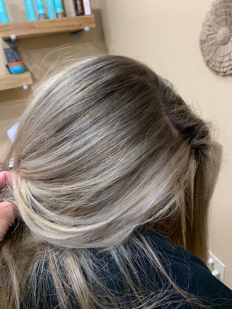 Blonde Hair Grey Highlights, Brown Hair Icy Blonde Highlights, Short Blonde Hair With Low Lights, Ash Blonde Highlights On Blonde Hair, Dark Blonde Hair With Highlights Ashy, T Bar Highlights, Ashy Blonde Hair Dark Roots, Brassy To Ashy Blonde, Ashy Blonde Hair Highlights