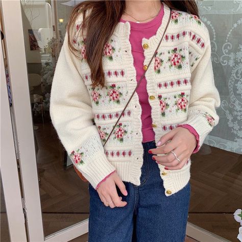 Grandmacore Outfit, Flower Cardigan, Round Neck Cardigan, Rose Cardigan, Cardigan Outfit, Woolen Sweaters, Loose Coats, Sleeved Sweater, Jacquard Sweater