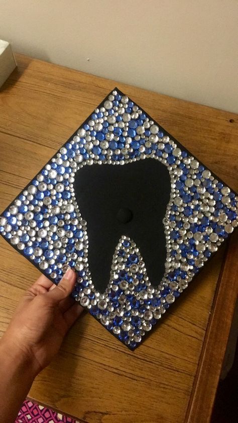 Dentistry tooth graduation cap Tooth Graduation Cap, Graduation Cap Designs Dental, Dental Graduation Cap, Dentistry Graduation, Dental Hygiene Graduation, Dental Pictures, Elegant Long Sleeve Wedding Dresses, Dentist Assistant, Ava Marie