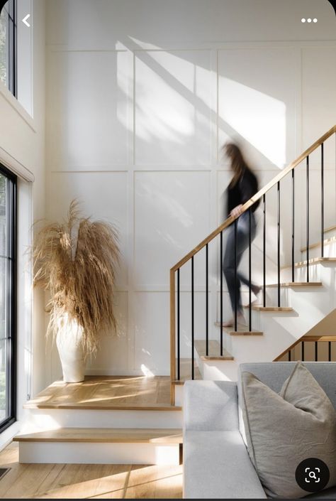 Two Tone Railing Stairs, Stairs With Two Step Landing, Light Wood Stairs With White Risers, White Wall Staircase, Add Stairs To House, Hardwood Stairs With White Risers, Wood On Stairs, Scandinavian Railing Stairs, Modern Stair Balusters