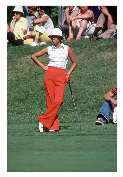 Golf Photography, Fashion 50s, Modern Games, Vintage Golf, Golf Fashion, You Rock, Golfers, Golf Outfit, Ladies Golf