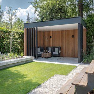 Antwan Tuinprojecten | Uw tuinoverkapping specialist in Rotterdam House Backyard Ideas, Modern Pergola, Backyard Pavilion, House Extension Design, Home Garden Design, Outdoor Gardens Design, Backyard Retreat, Backyard Patio Designs, Back Garden