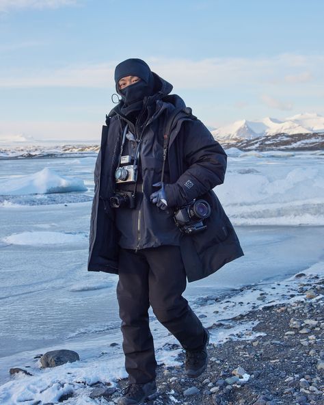 Man exploring Iceland in the winter while wearing 66°North coat Iceland Outfit Winter, Cold Winter Outfits Men, Iceland Outfit, Iceland Fashion, Best Parka, Iceland Winter, Harsh Winter, Weather Outfits, Winter Outfits Cold